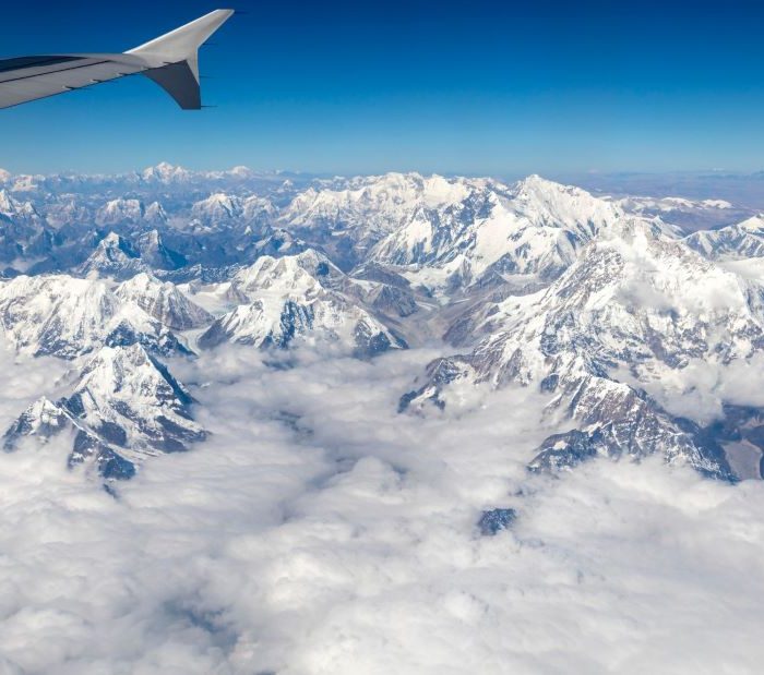 Everest mountain flight