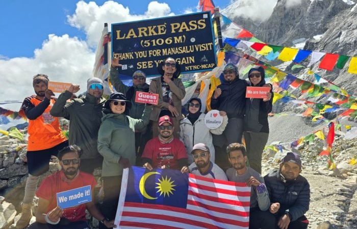 manaslu circuit trekking