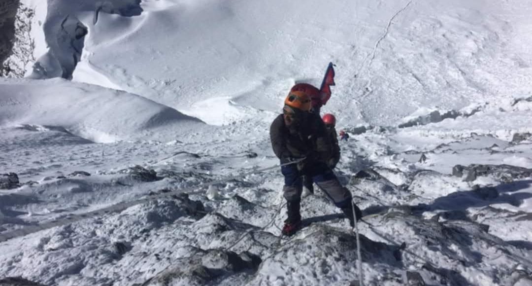 everest base camp and island peak climb